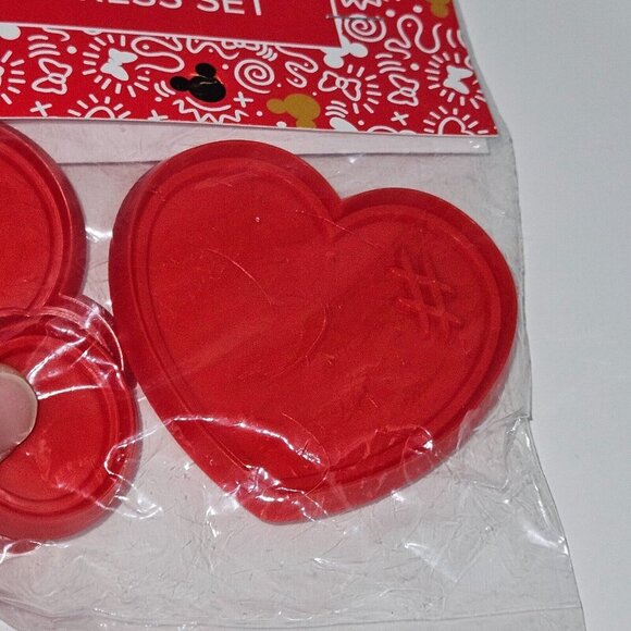 NEW 3 Disney Cookie Press Set Mickey Minnie Mouse Heart Red Plastic Valentine's - Picture 5 of 6